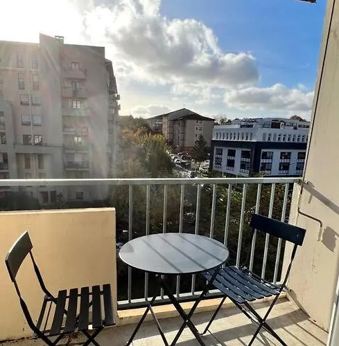 Διαμέρισμα Spacieux T2 Idealement Place